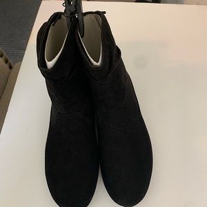 ♦️Brand New Black Boots